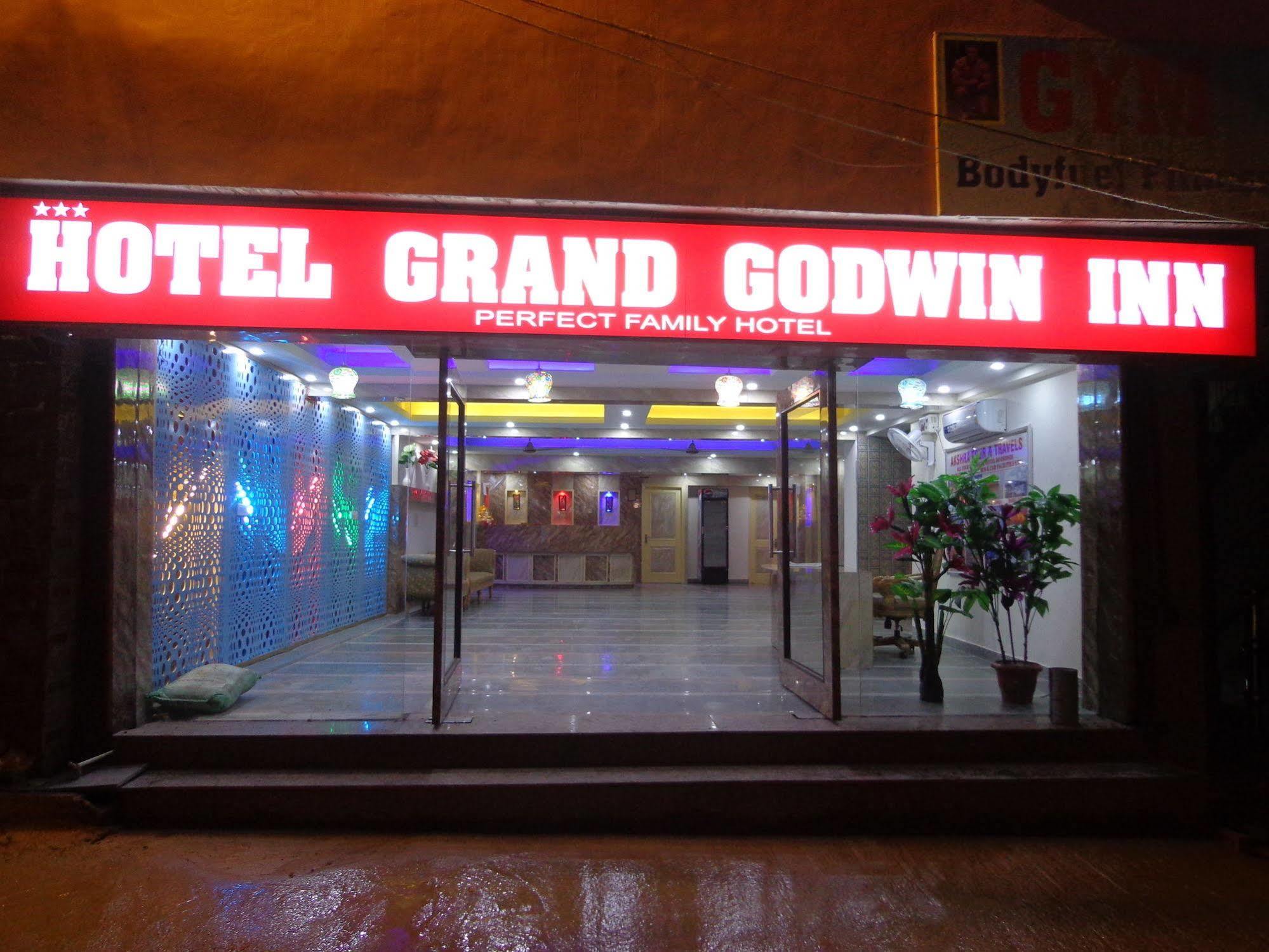 Grand Godwin Inn Samalkha ภายนอก รูปภาพ